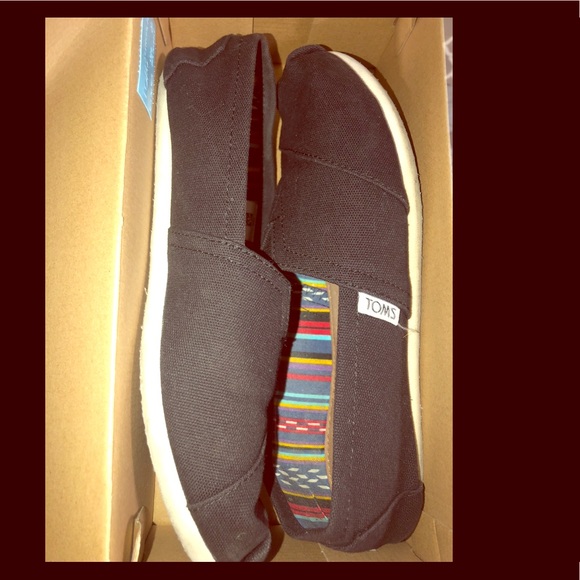 Toms Shoes - Brand new toms